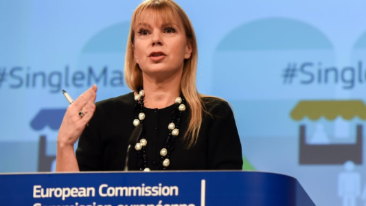 Pictured: Commissioner, Elzbieta Bienkowska.